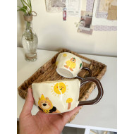 كوب يد كبيرة رسمة دب