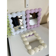 مرآة صغيرة شكل مربع