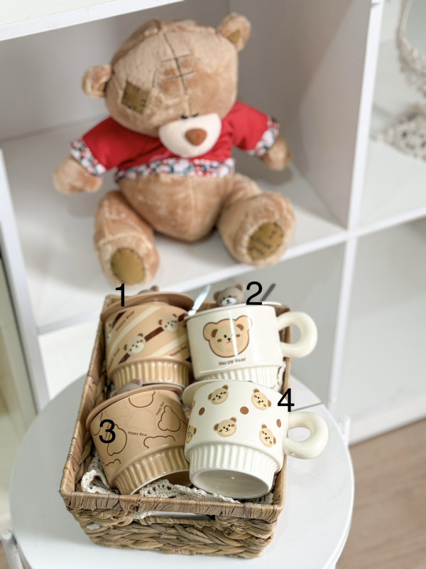 أكواب دببة مع غطاء سيليكون وملعقة