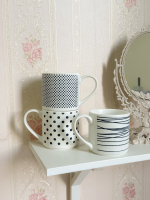 كوب أبيض كبير - دوائر