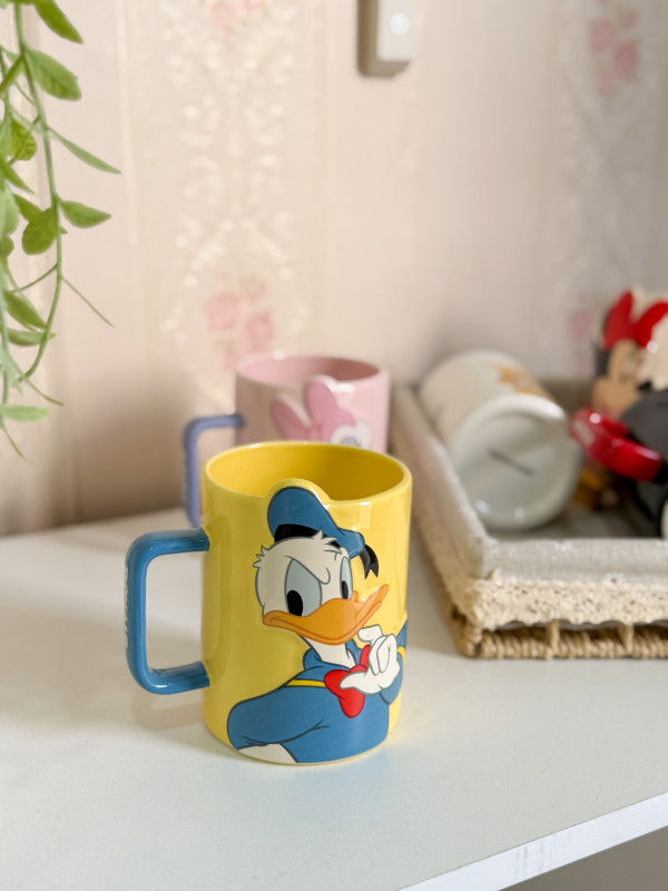 كوب ديزني كبير