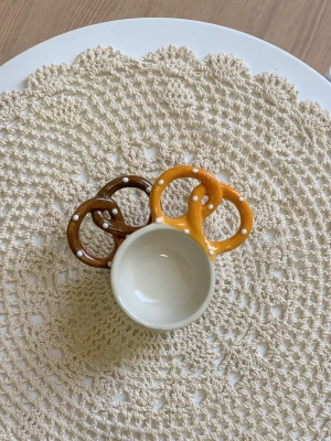 صحن صغير للصوصات والشوكلاتة-بسكوت