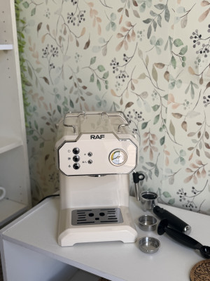 ماكنة قهوة raf