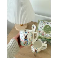 مجموعة الأرنب بيتر مع علبة مميزة-كوبين ومعلقتين