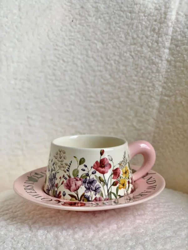 فنجان مورد زهري