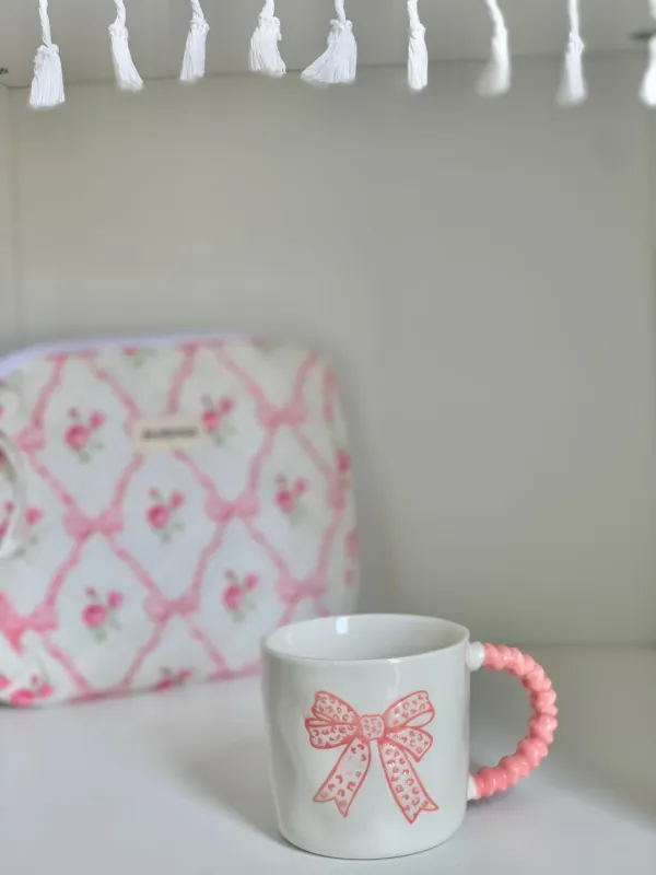 كوب فيونكة يد متعرجة