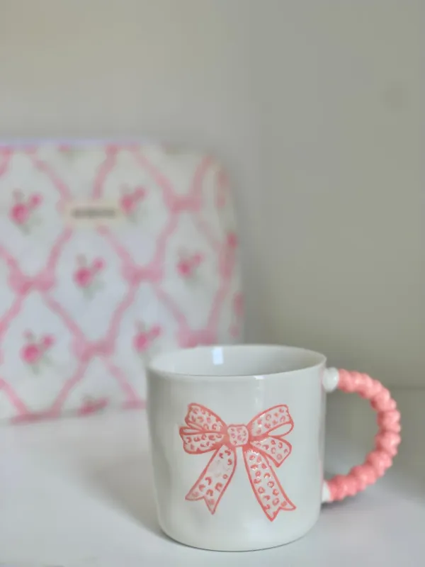 كوب فيونكة يد متعرجة