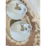 فنجان قهوة مع صحن تصميم الغزال🦌