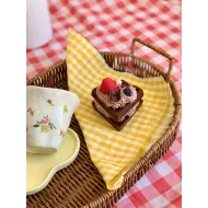 شمعة شكل كيكة شوكلاتة🍫