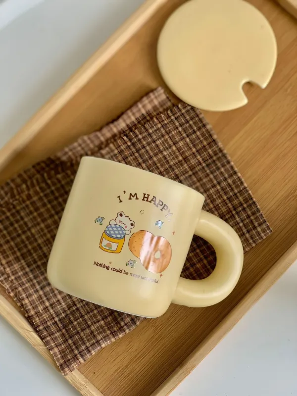 كوب مع غطاء