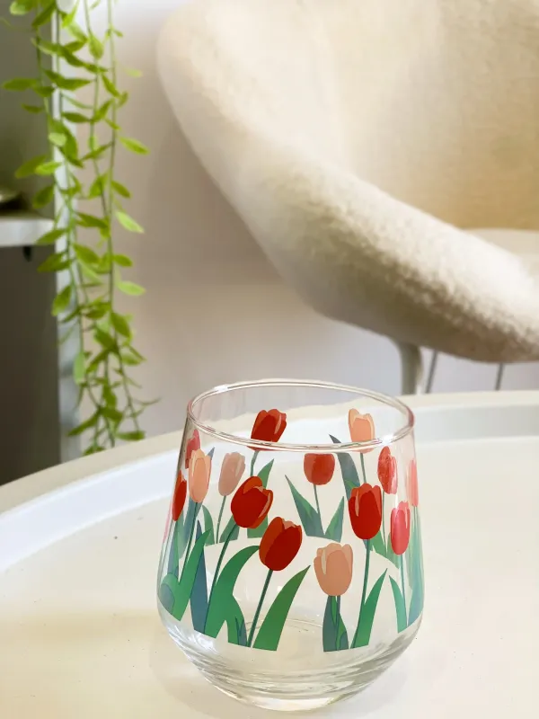 كوب شفاف رسمة توليب